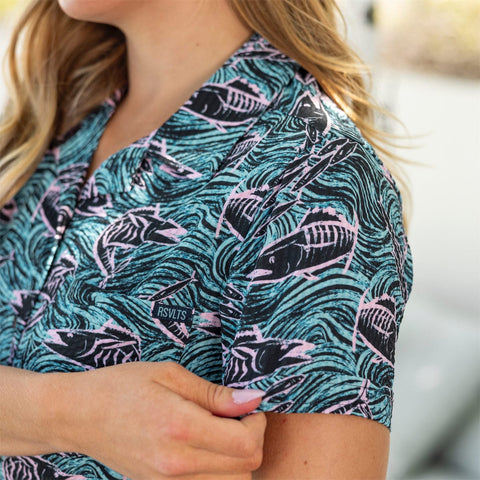 rsvlts-rsvlts-womens-short-sleeve-shirt-fishies-womens-stretch-seersucker-short-sleeve-shirt-fishies-womens-stretch-seersucker-short-sleeve-shirt